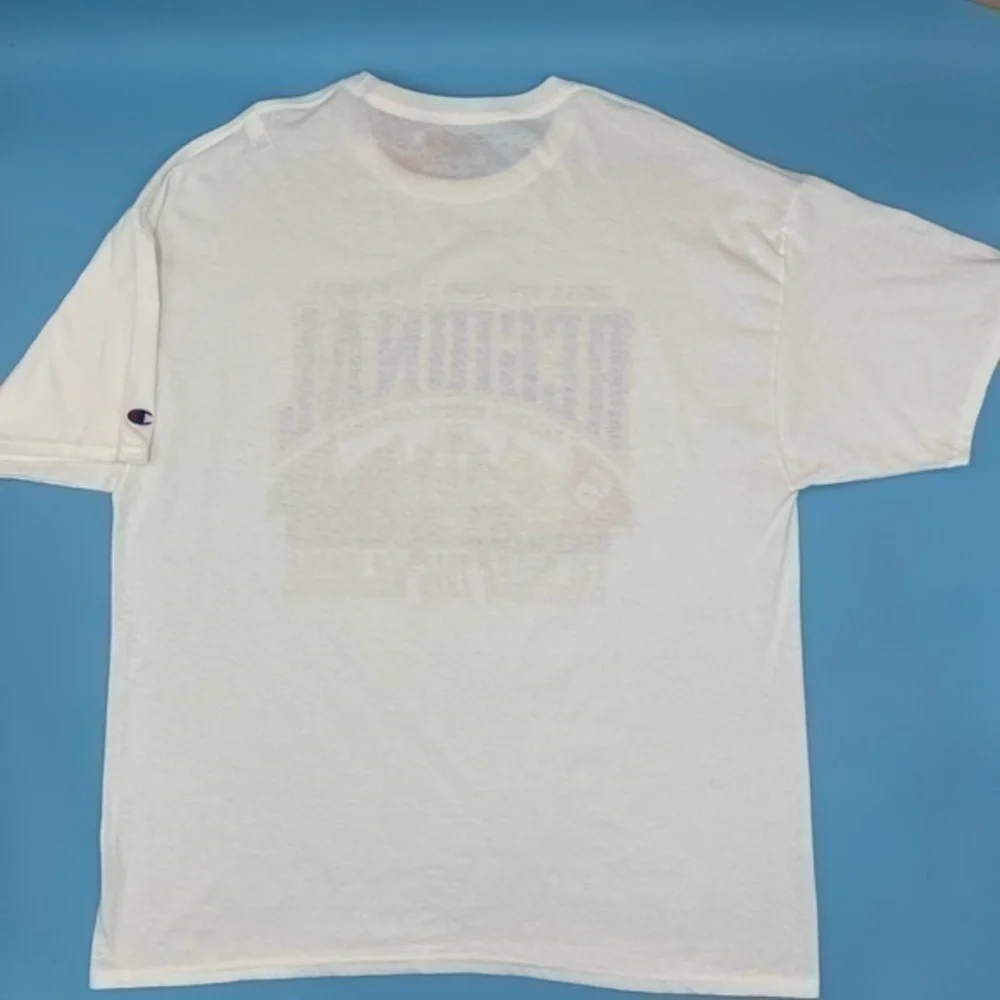 NWT-  Champion Embroidered 2016 NCAA College World Series Omaha T-Shirt - Picture 3 of 3